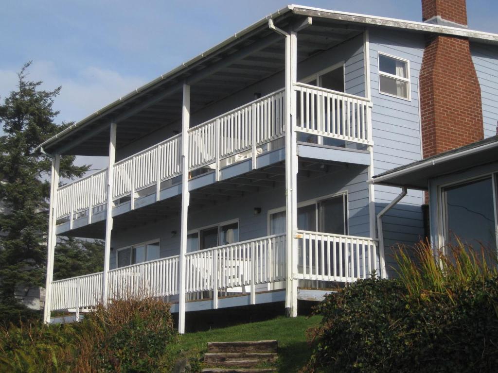 Edgecliff Motel Линкън Сити Екстериор снимка